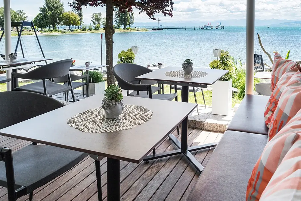 Terrasse mit Blick auf den Bodensee